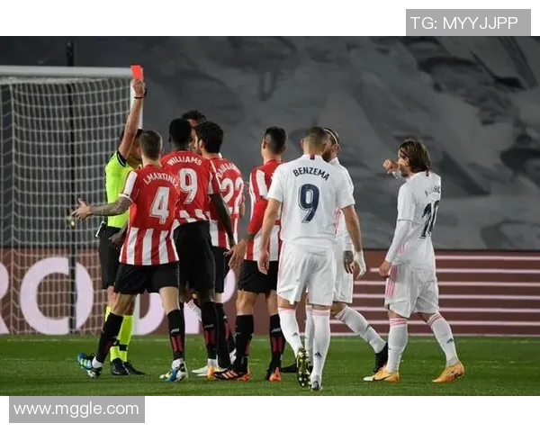 西甲裁判何塞·马里奥·桑切斯执裁巴萨对阵毕巴，曾多次执法皇马引争议